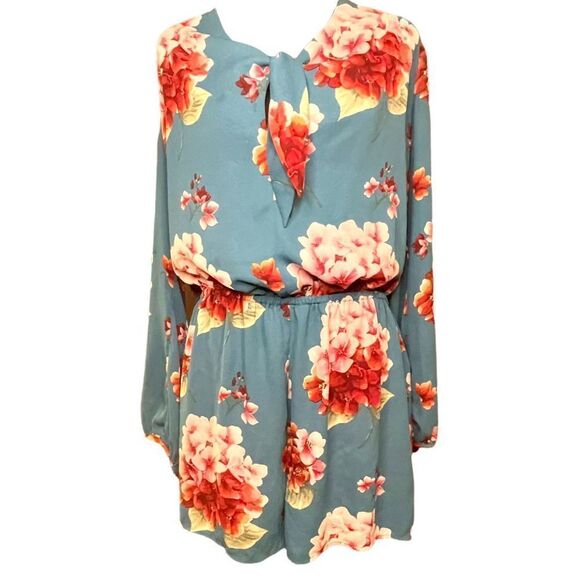 Forever 21 Floral Long Sleeve Romper - Picture 1 of 9
